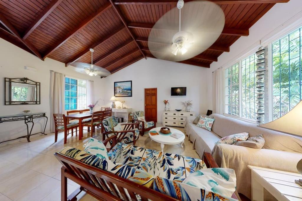 Kismet Garden Cottages - Dover Beach クライストチャーチ エクステリア 写真